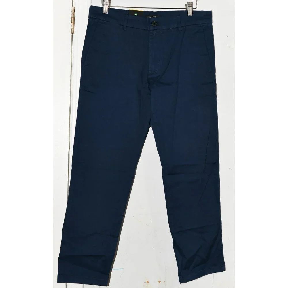 Banana Republic Men’s Chino Pant‎